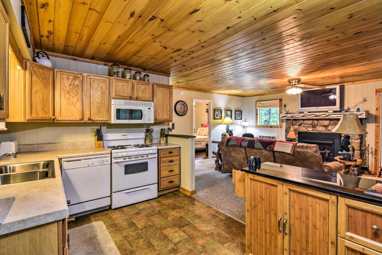 Robbinsville Cabin With Deck 3 Mi To Fontana Lake! Exteriör bild