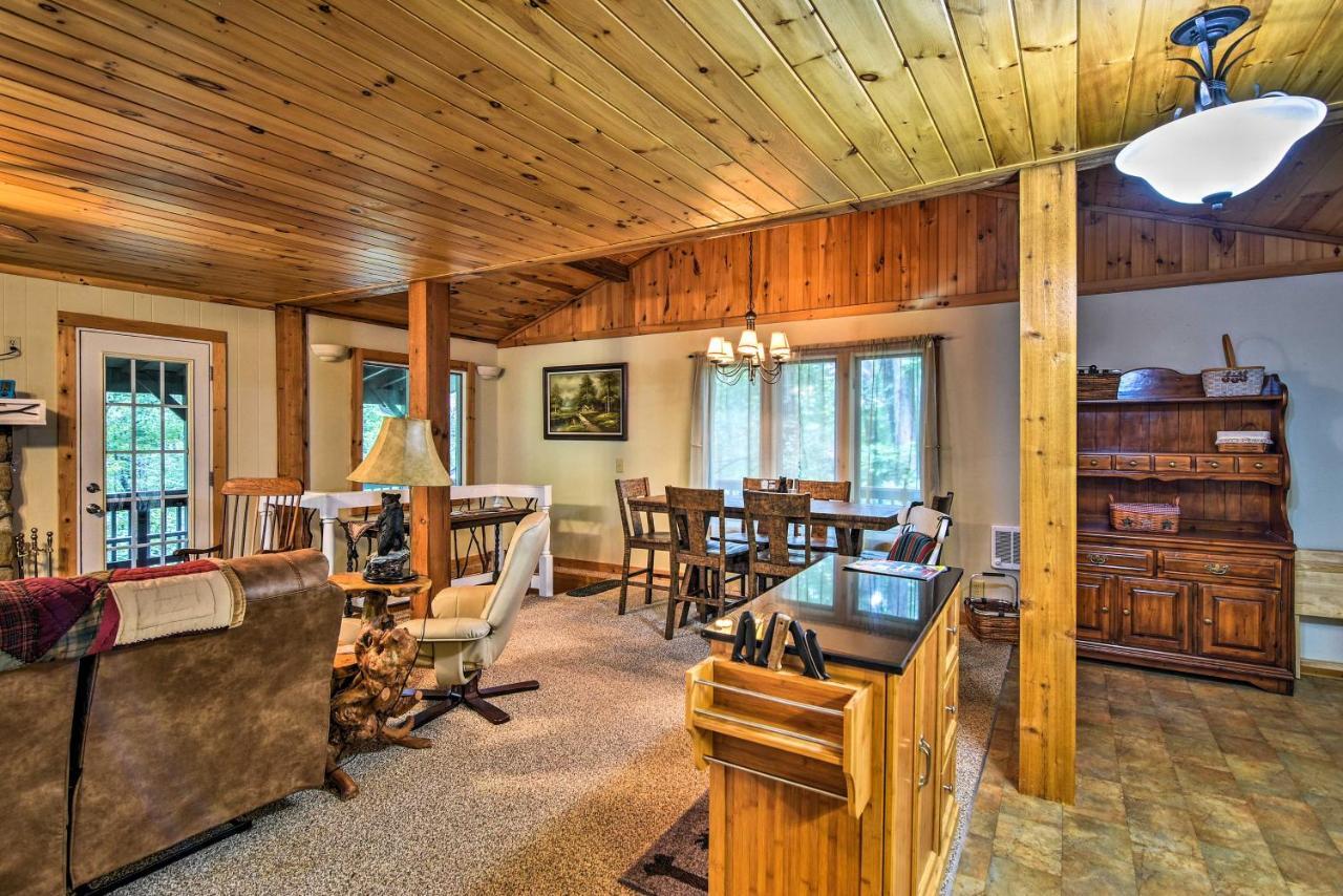 Robbinsville Cabin With Deck 3 Mi To Fontana Lake! Exteriör bild